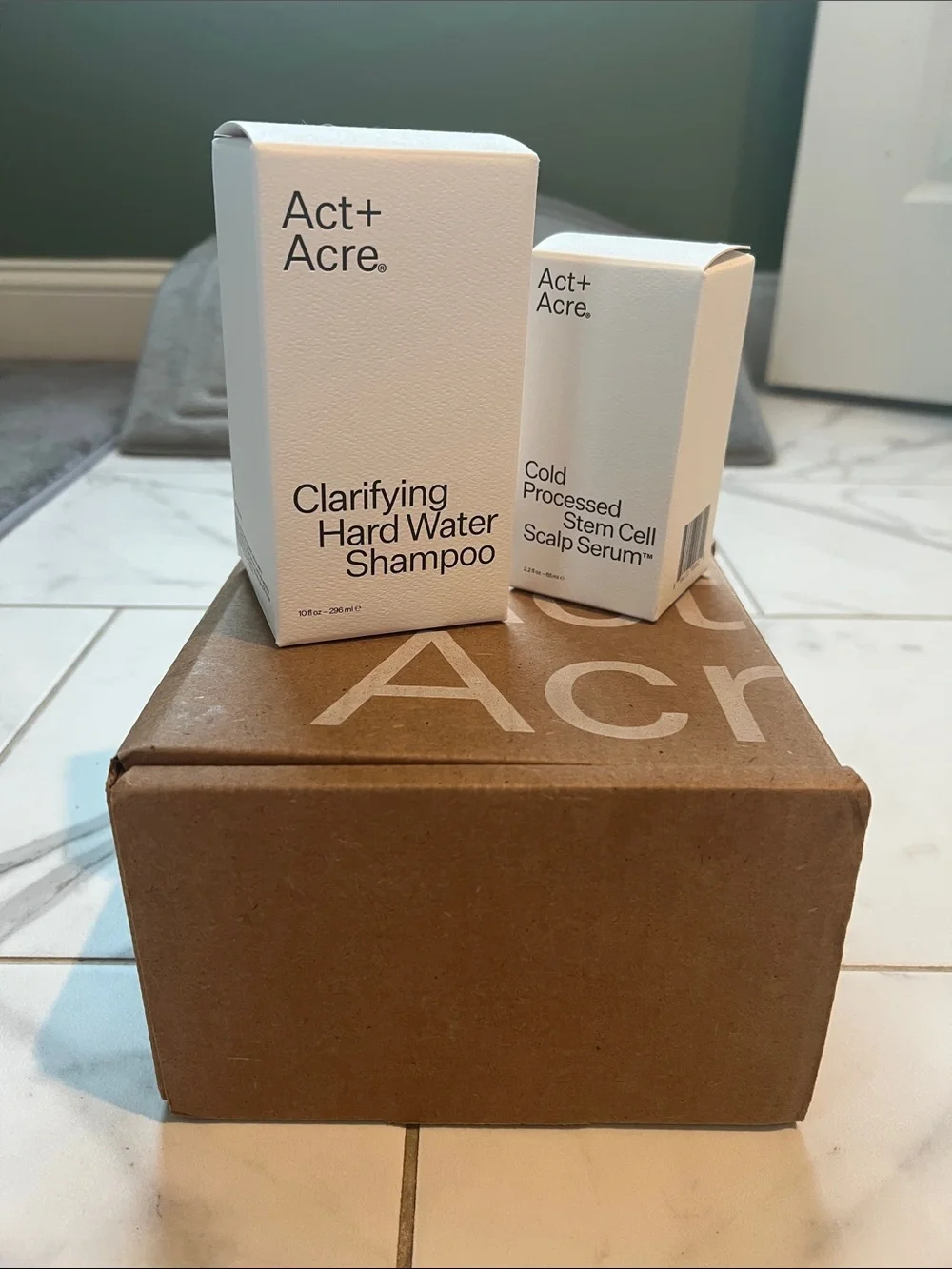 Act+Acre Clarifying Hard Water Shampoo & Scalp Serum - White
